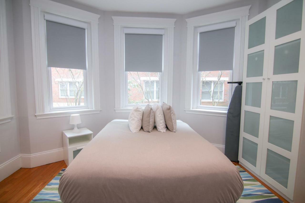 A Stylish Stay W/ A Queen Bed, Heated Floors.. #34 Brookline Exterior foto